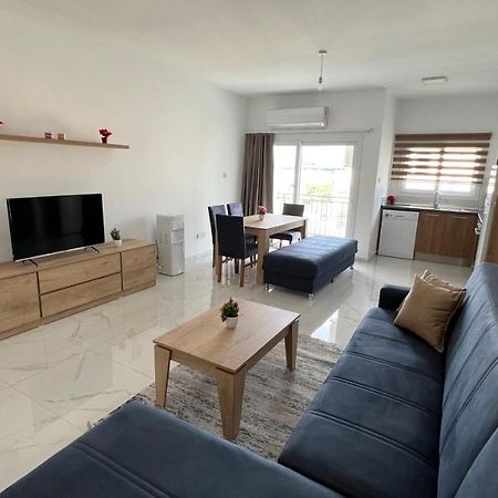 Tetris Apartment Spacious Comfortable نيقوسيا المظهر الخارجي الصورة