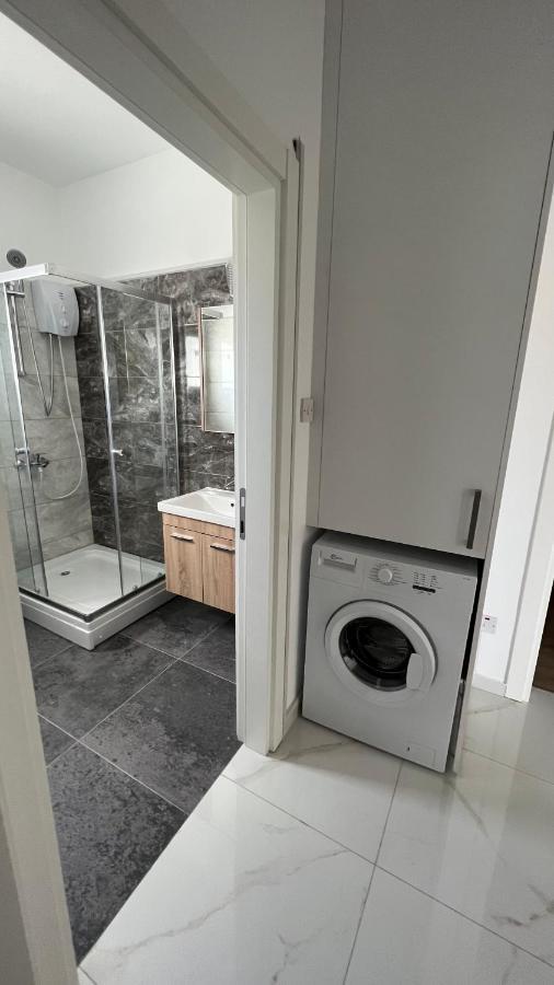 Tetris Apartment Spacious Comfortable نيقوسيا المظهر الخارجي الصورة
