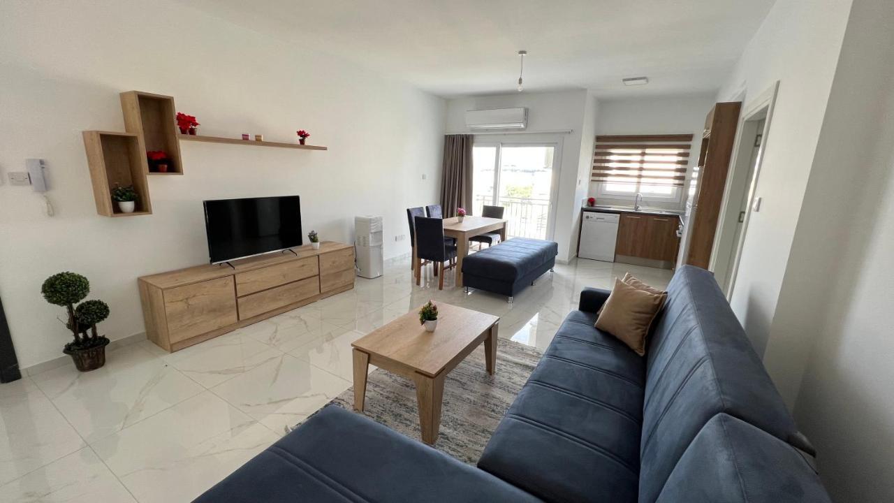 Tetris Apartment Spacious Comfortable نيقوسيا المظهر الخارجي الصورة