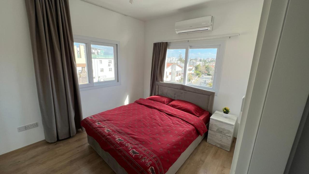 Tetris Apartment Spacious Comfortable نيقوسيا المظهر الخارجي الصورة