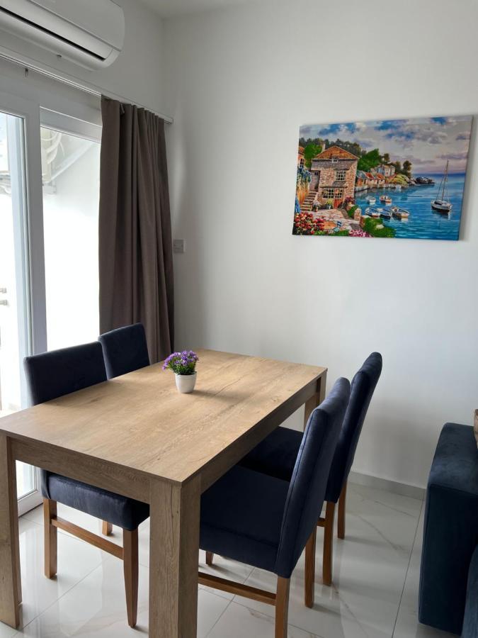 Tetris Apartment Spacious Comfortable نيقوسيا المظهر الخارجي الصورة