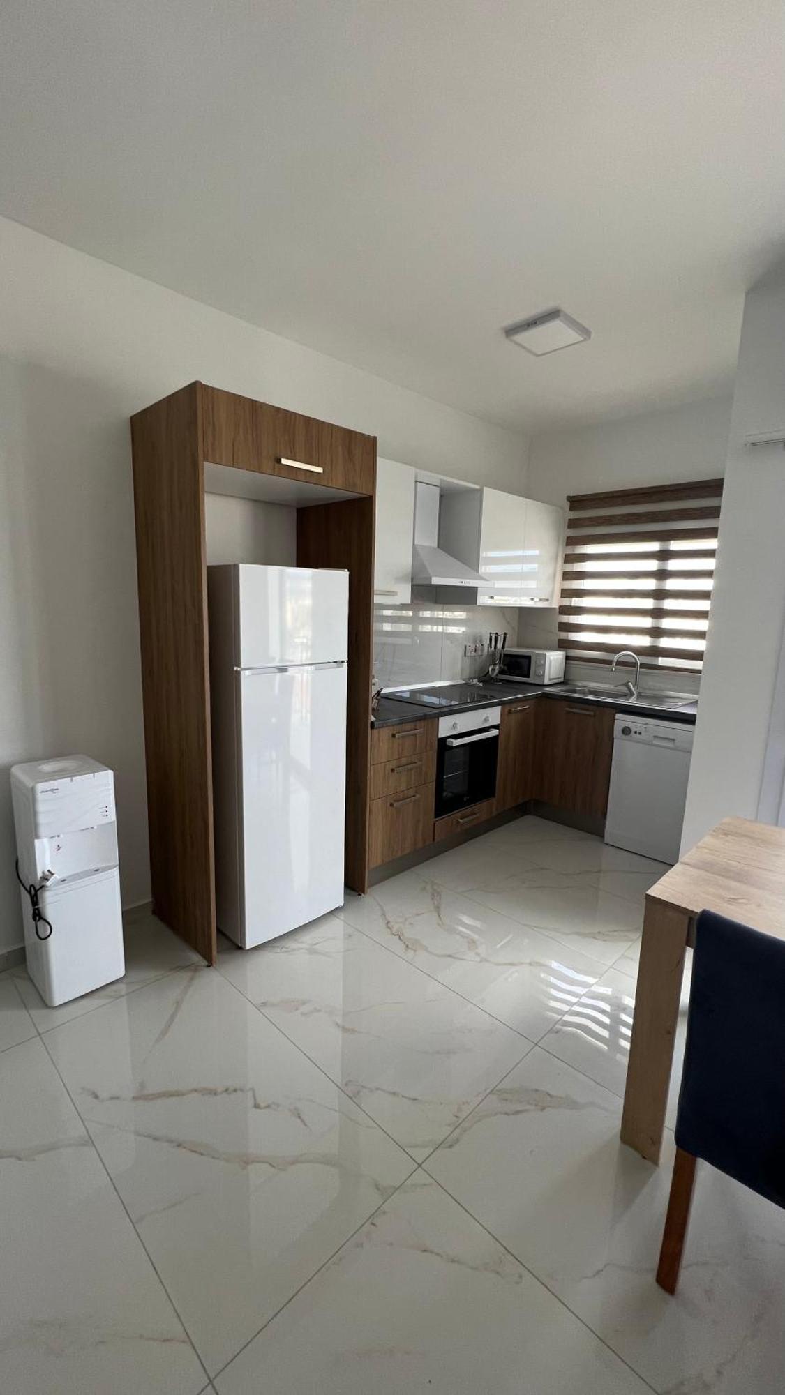 Tetris Apartment Spacious Comfortable نيقوسيا الغرفة الصورة