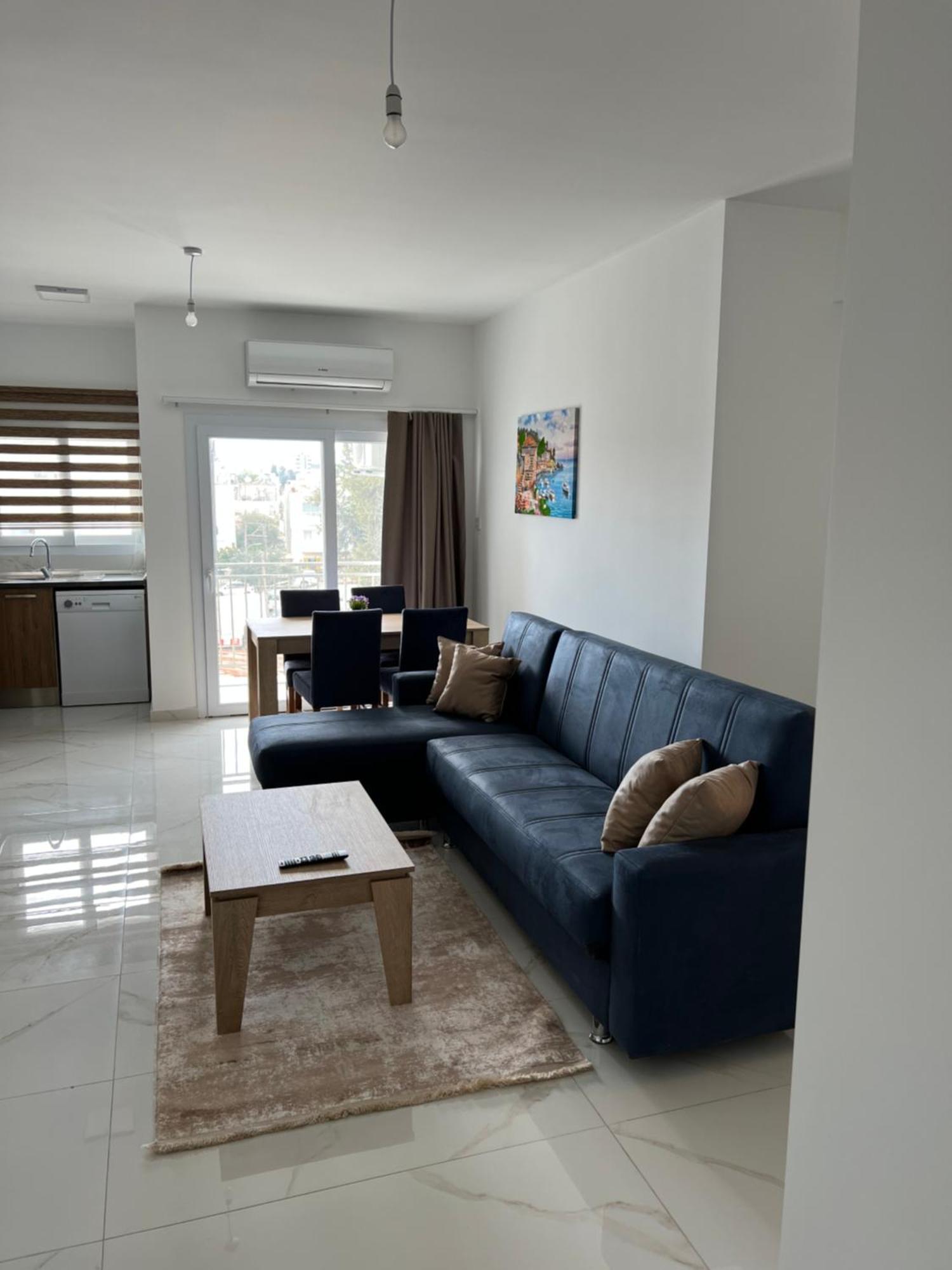 Tetris Apartment Spacious Comfortable نيقوسيا الغرفة الصورة
