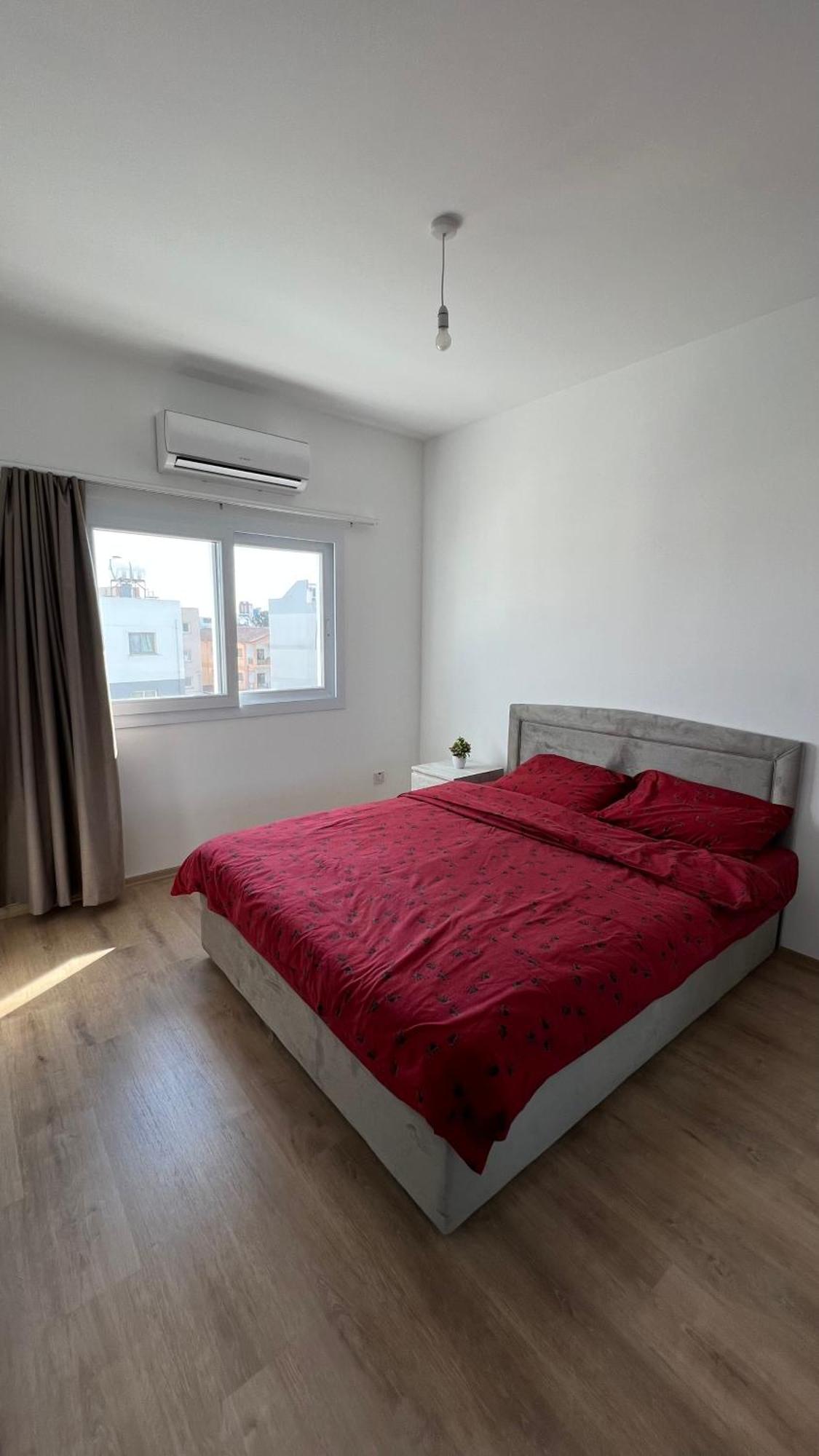 Tetris Apartment Spacious Comfortable نيقوسيا الغرفة الصورة